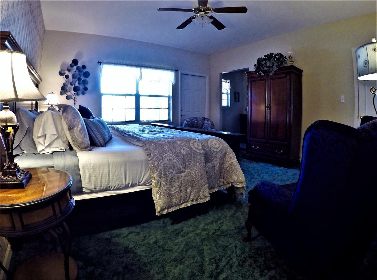 Bradford House Bed And Breakfast برانسون الغرفة الصورة